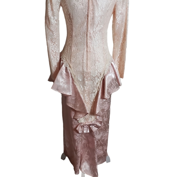 Vintage Scott McClintock Satin Lace Drop Waist Peplum Dress Sz 8 Pink Peach Bow - Picture 6 of 16
